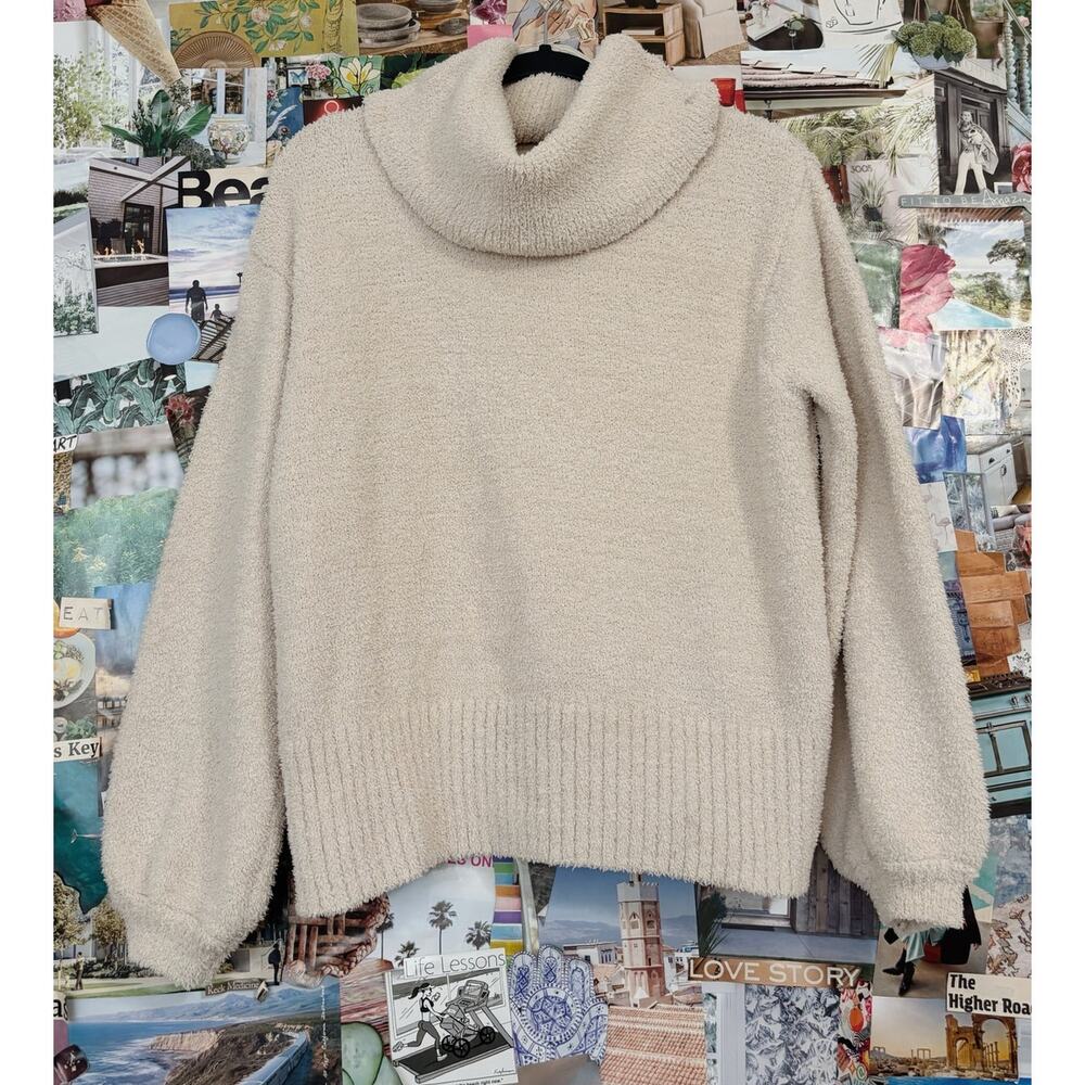 Cream Kaisley Fuzzy Turtleneck Puff Sleeve Sweater S